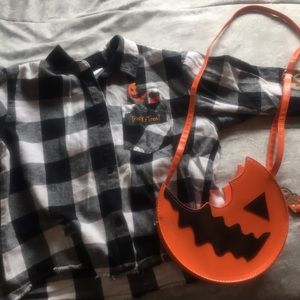 Trick or treat crossbag and matching flannel